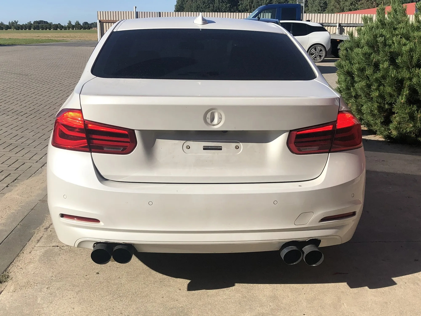 BMW 3 (F30, F80) 320 i 2017 – 6