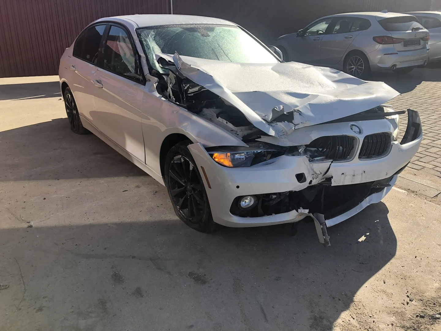 BMW 3 (F30, F80) 320 i 2017 – 2