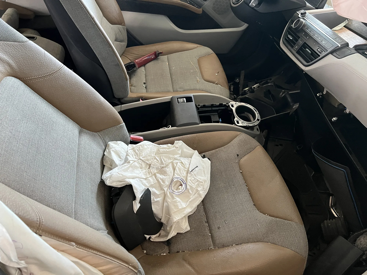 BMW i3 (I01) Hybrid 2016 – 8