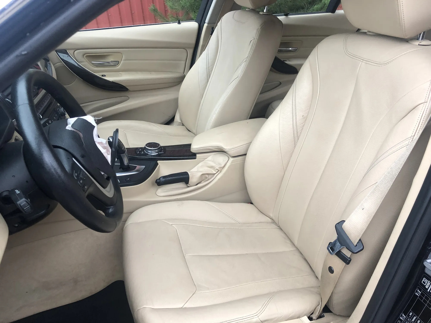 BMW 3 (F30, F80) 320 i Efficient Dynamics 2014 – 10