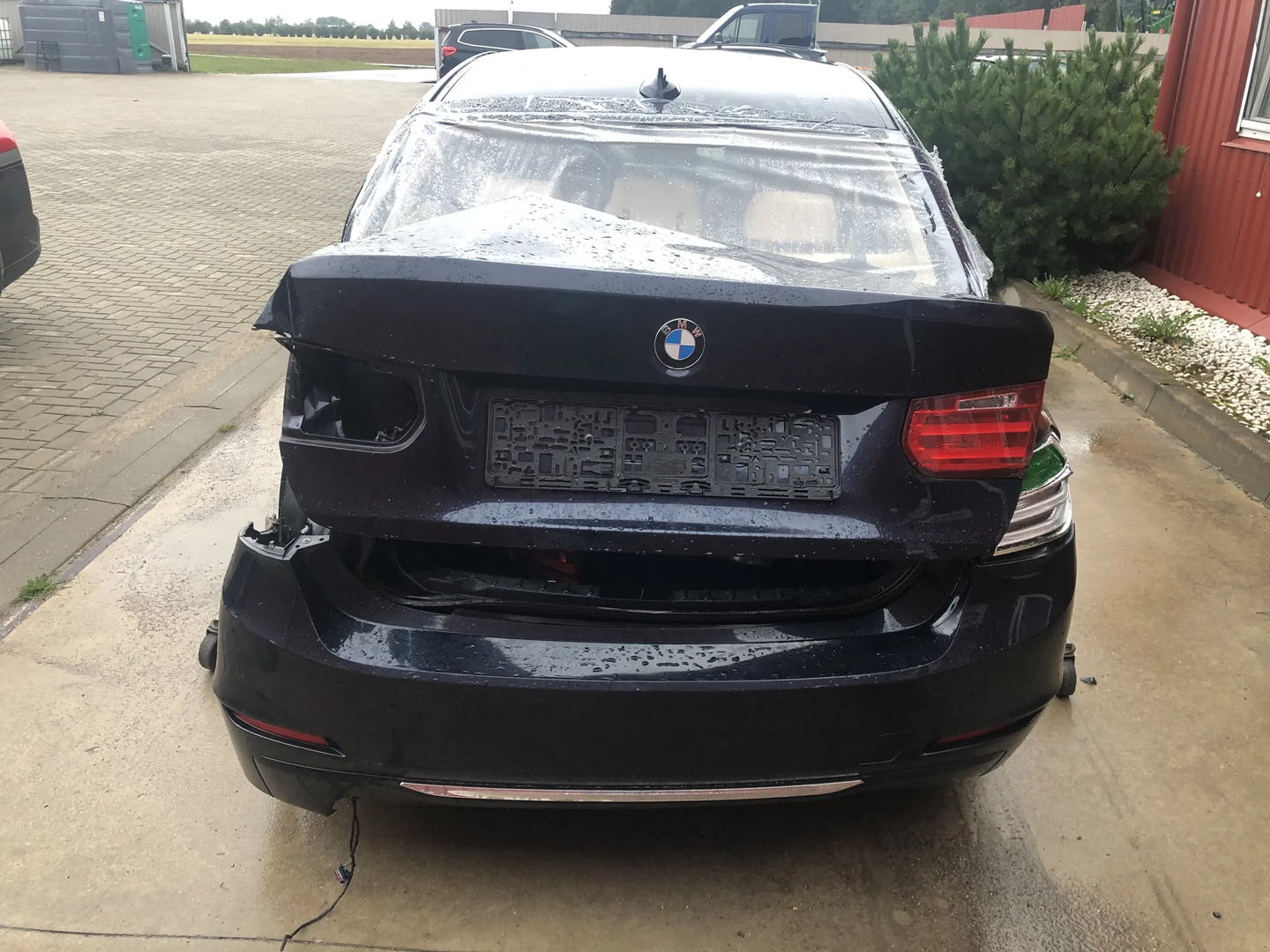 BMW 3 (F30, F80) 320 i Efficient Dynamics 2014 – 5