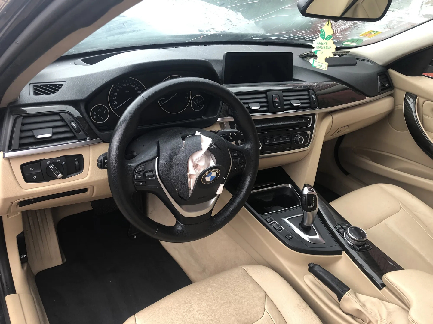 BMW 3 (F30, F80) 320 i Efficient Dynamics 2014 – 11