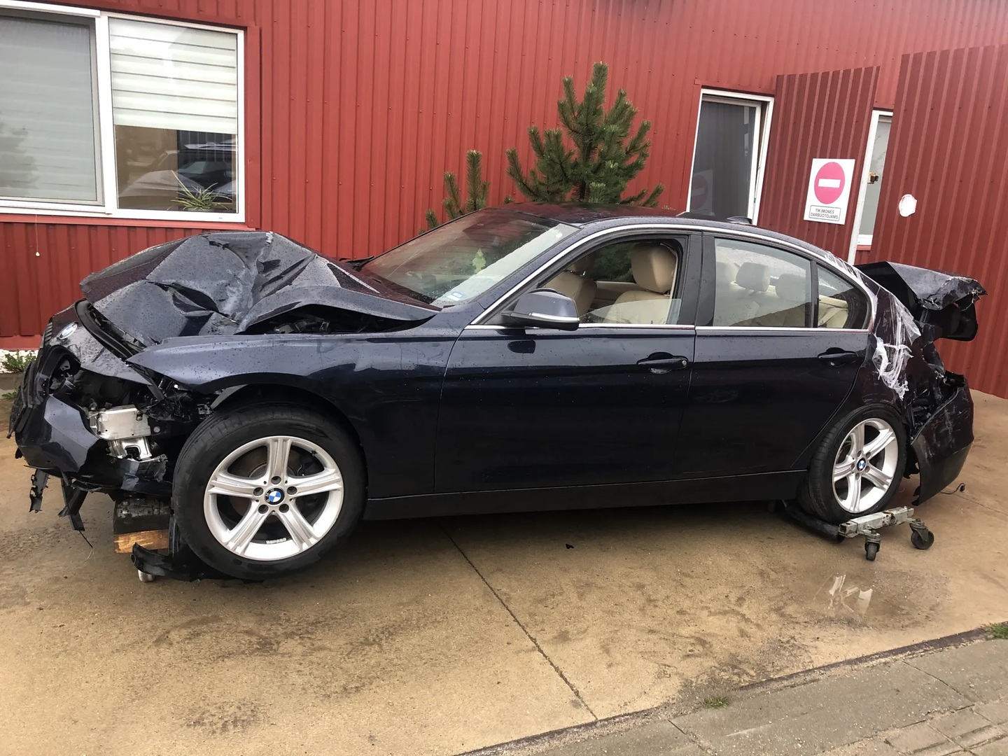 BMW 3 (F30, F80) 320 i Efficient Dynamics 2014 – 3