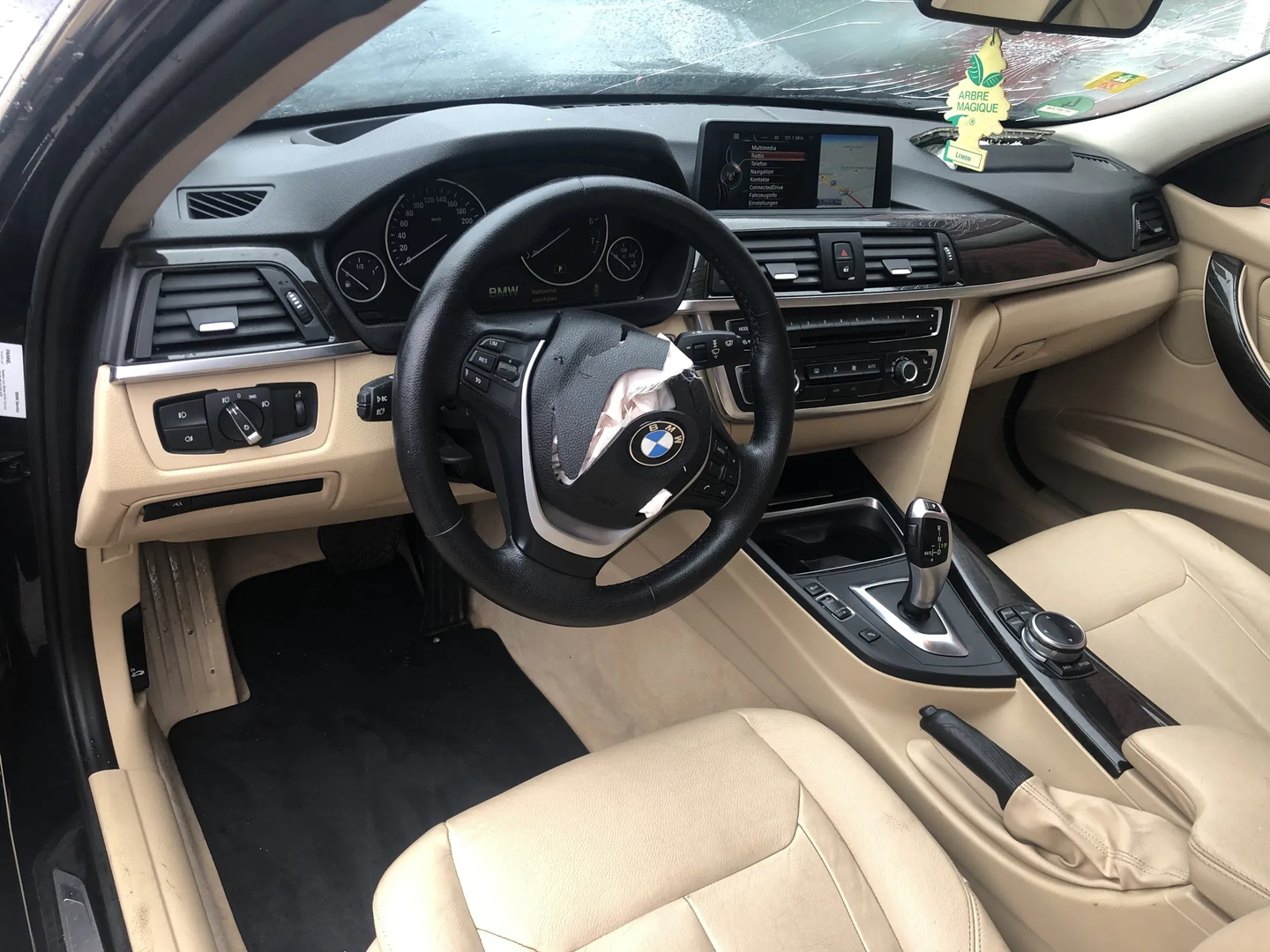 BMW 3 (F30, F80) 320 i Efficient Dynamics 2014 – 13