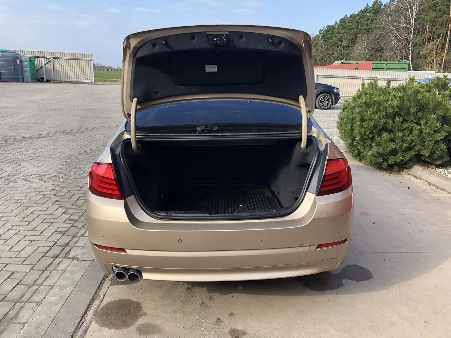 BMW 5 (F10) 530 d 2010 – 7