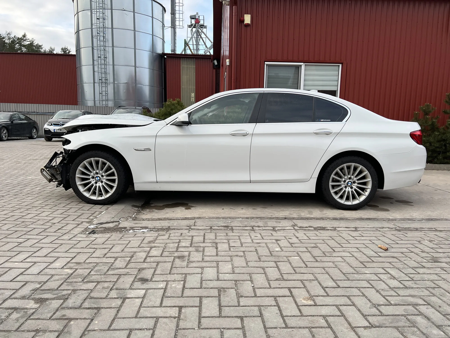 BMW 5 (F10) 530 d 2011 – 5