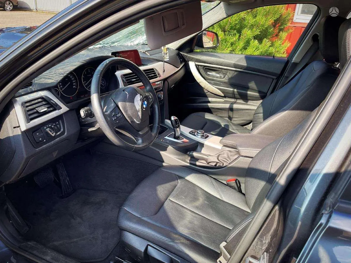 BMW 3 (F30, F80) 318 d 2017 – 3