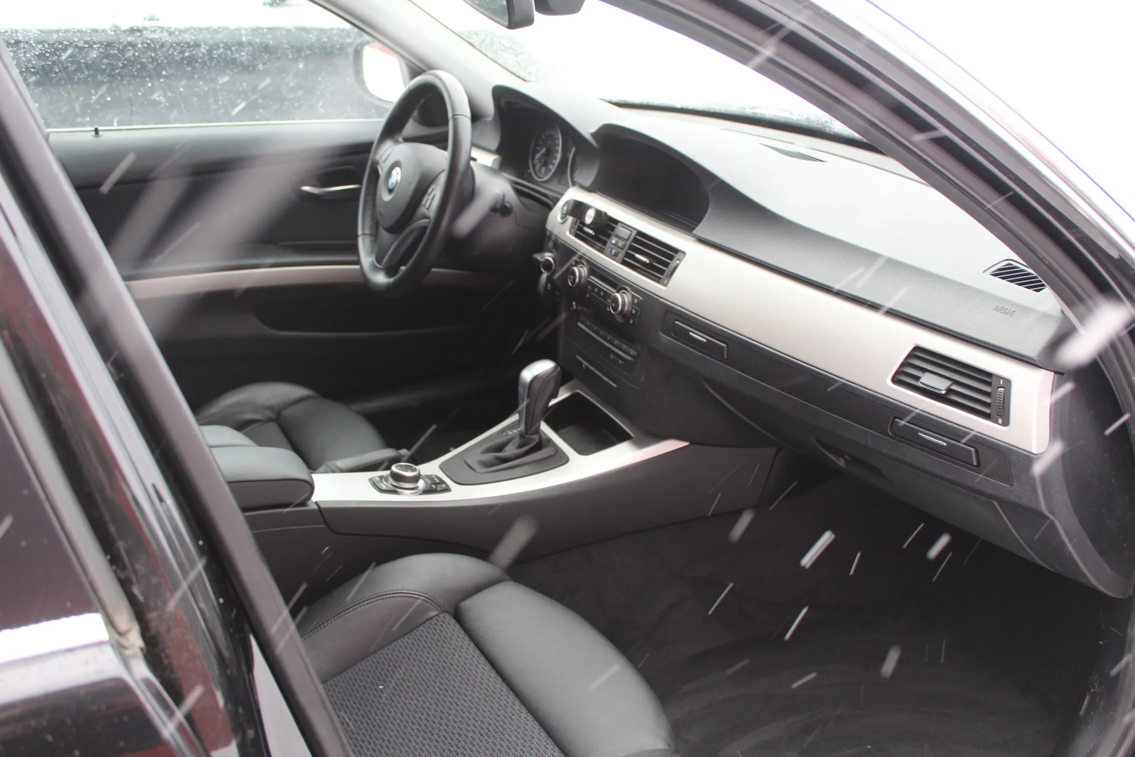 BMW 3 (E90) 325 d 2010 – 9
