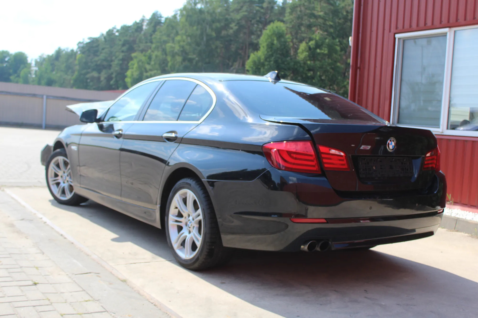 BMW 5 (F10) 525 d 2010 – 4