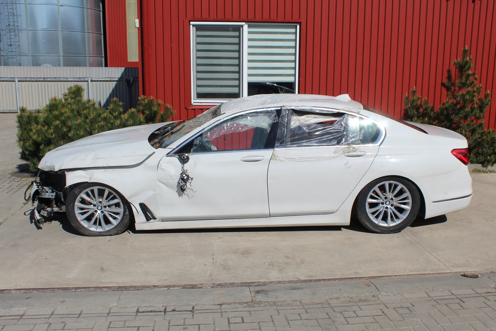 BMW 7 (G11, G12) 730 d, Ld xDrive 2017 – 4