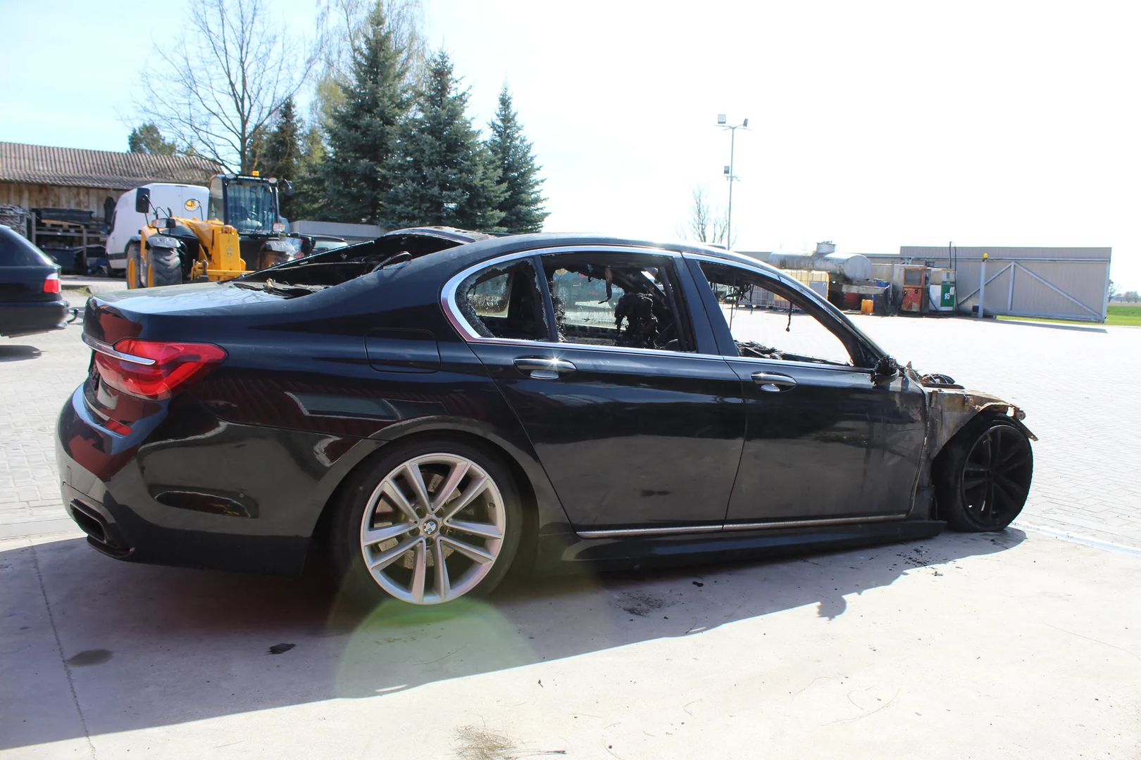BMW 7 (G11, G12) 740 d, Ld xDrive 2016 – 10