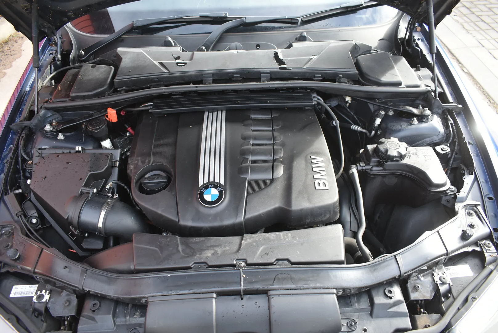 BMW 3 (E90) 325 d 2011 – 8