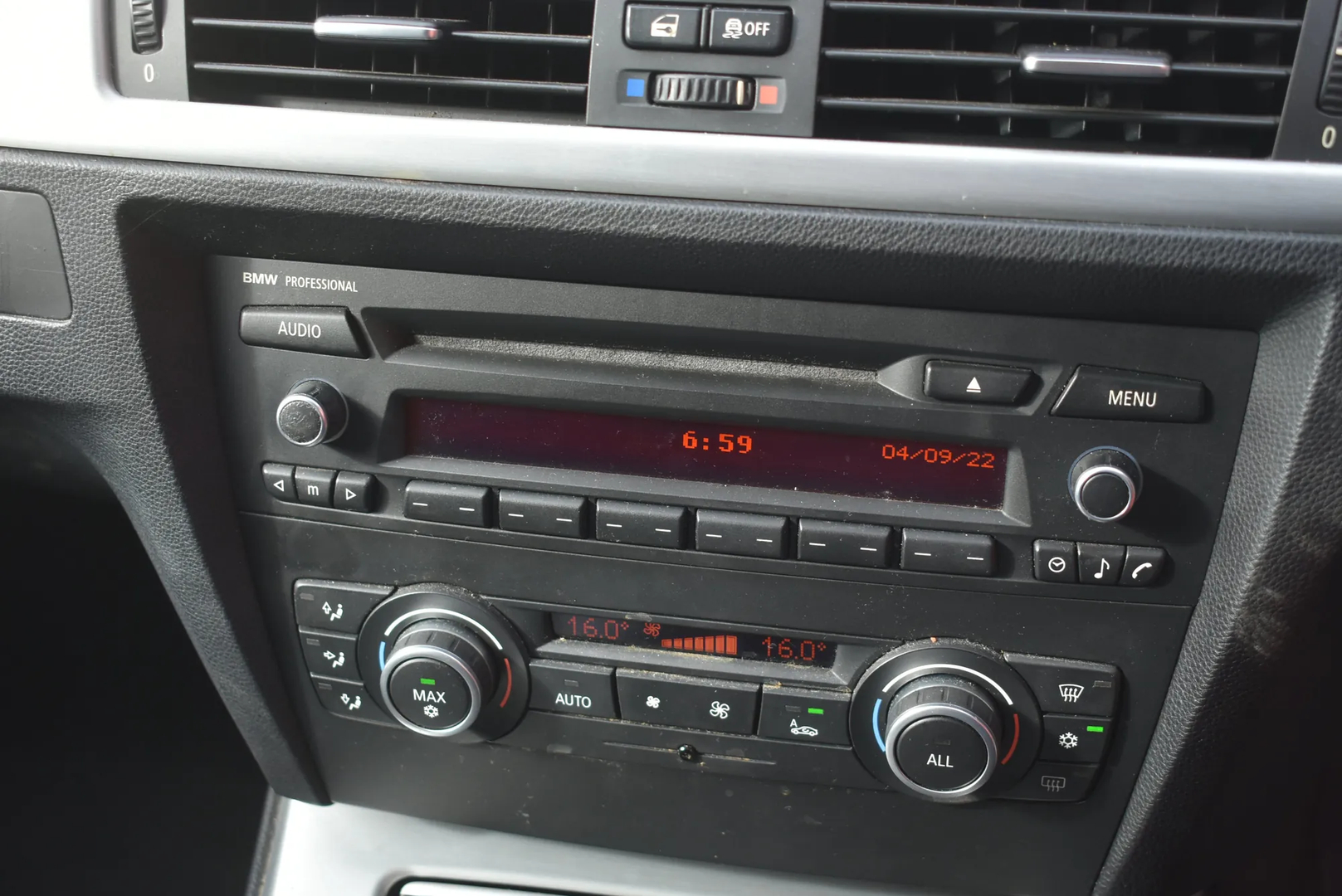 BMW 3 (E90) 325 d 2011 – 15