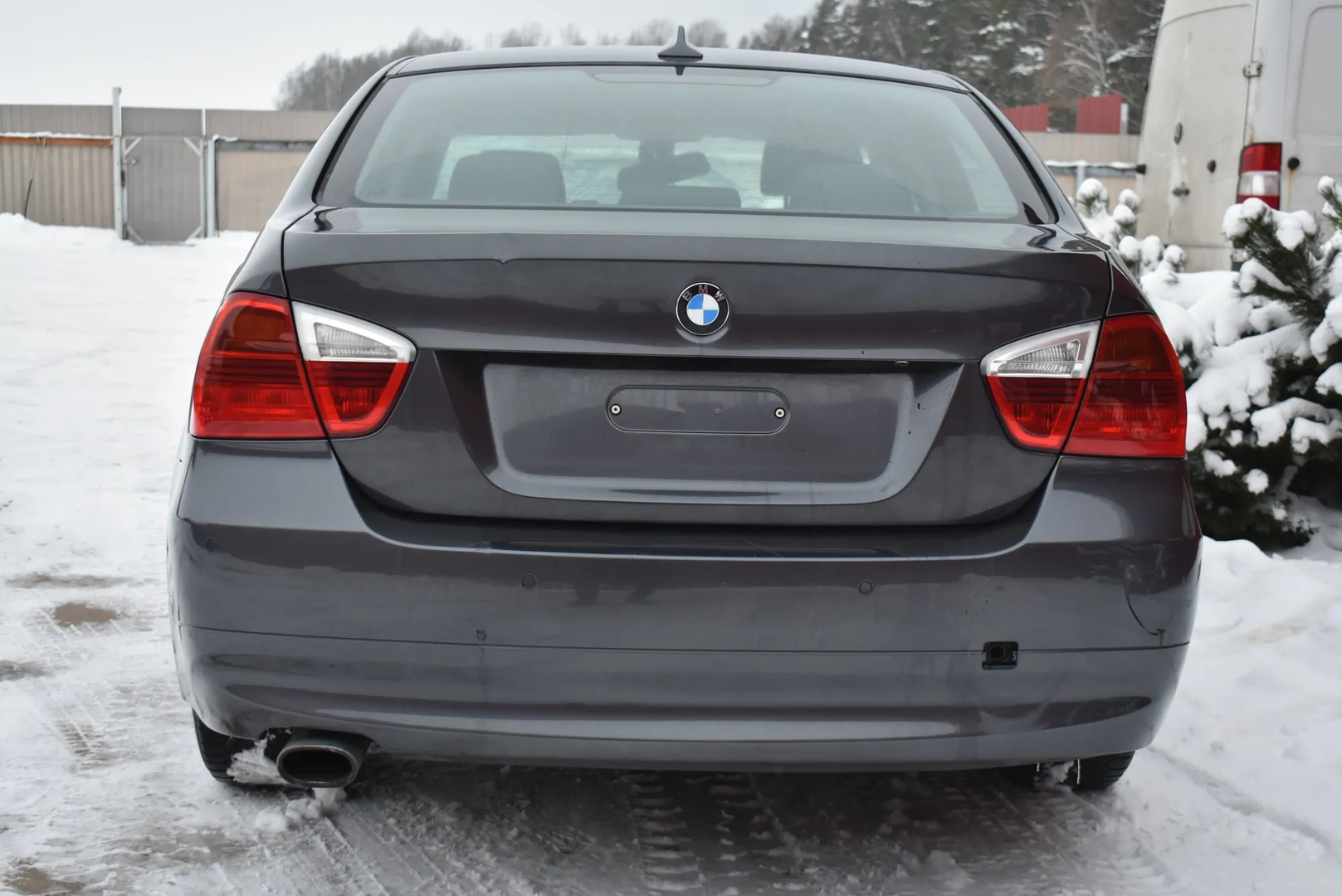 BMW 3 (E90) 318 d 2008 – 5