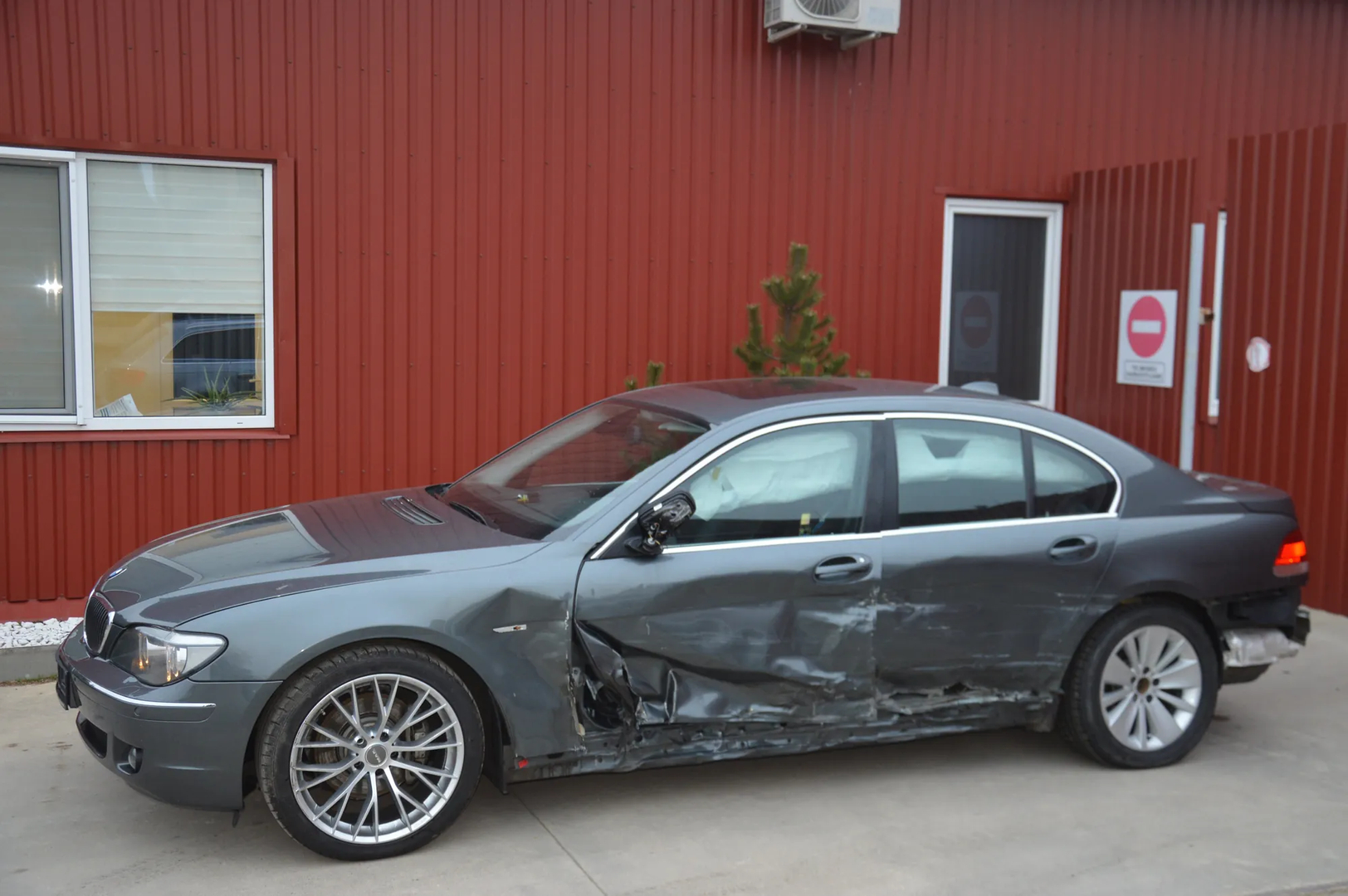 BMW 7 (E65, E66, E67) 730 Ld 2005 – 4