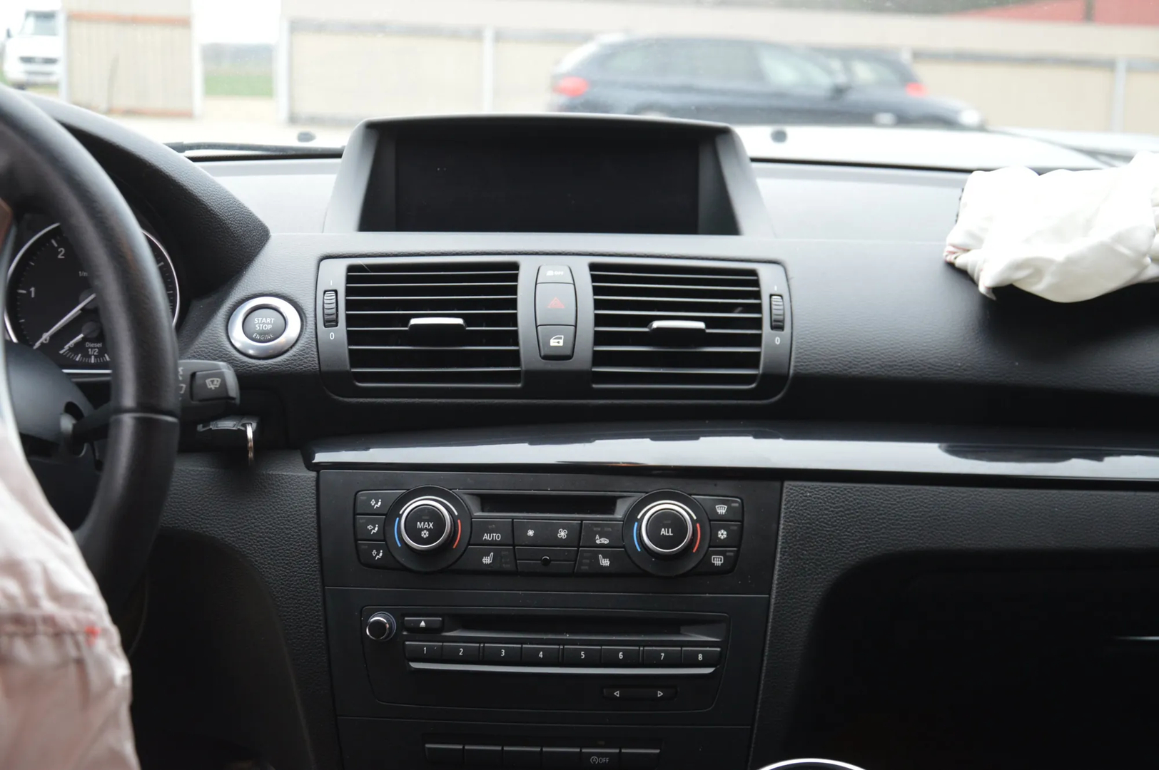 BMW 1 (E81) 123 d 2011 – 17