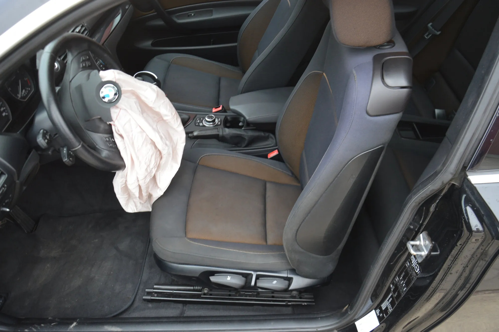 BMW 1 (E81) 123 d 2011 – 10