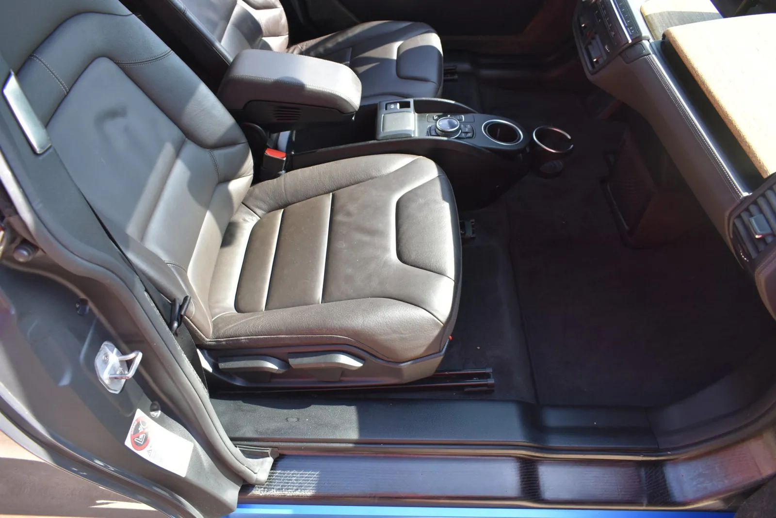 BMW i3 (I01) Hybrid 2014 – 13