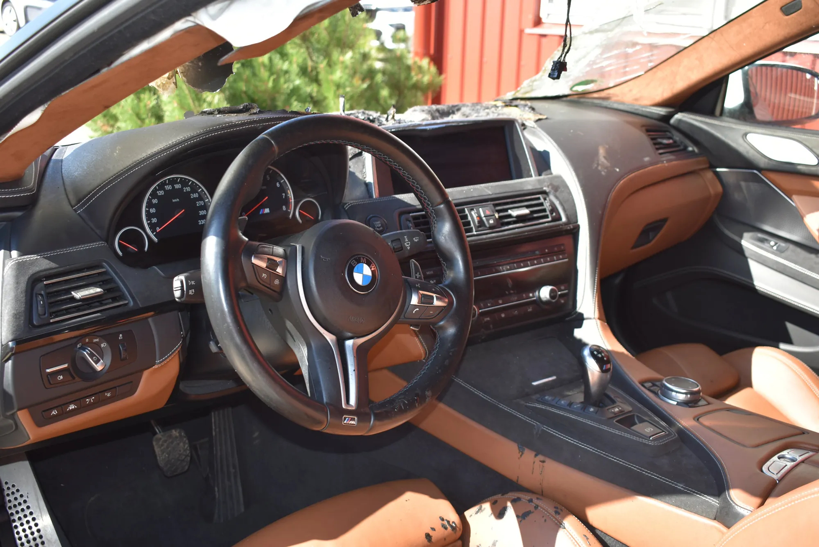 BMW 6 Coupe (F13) M6 2015 – 8