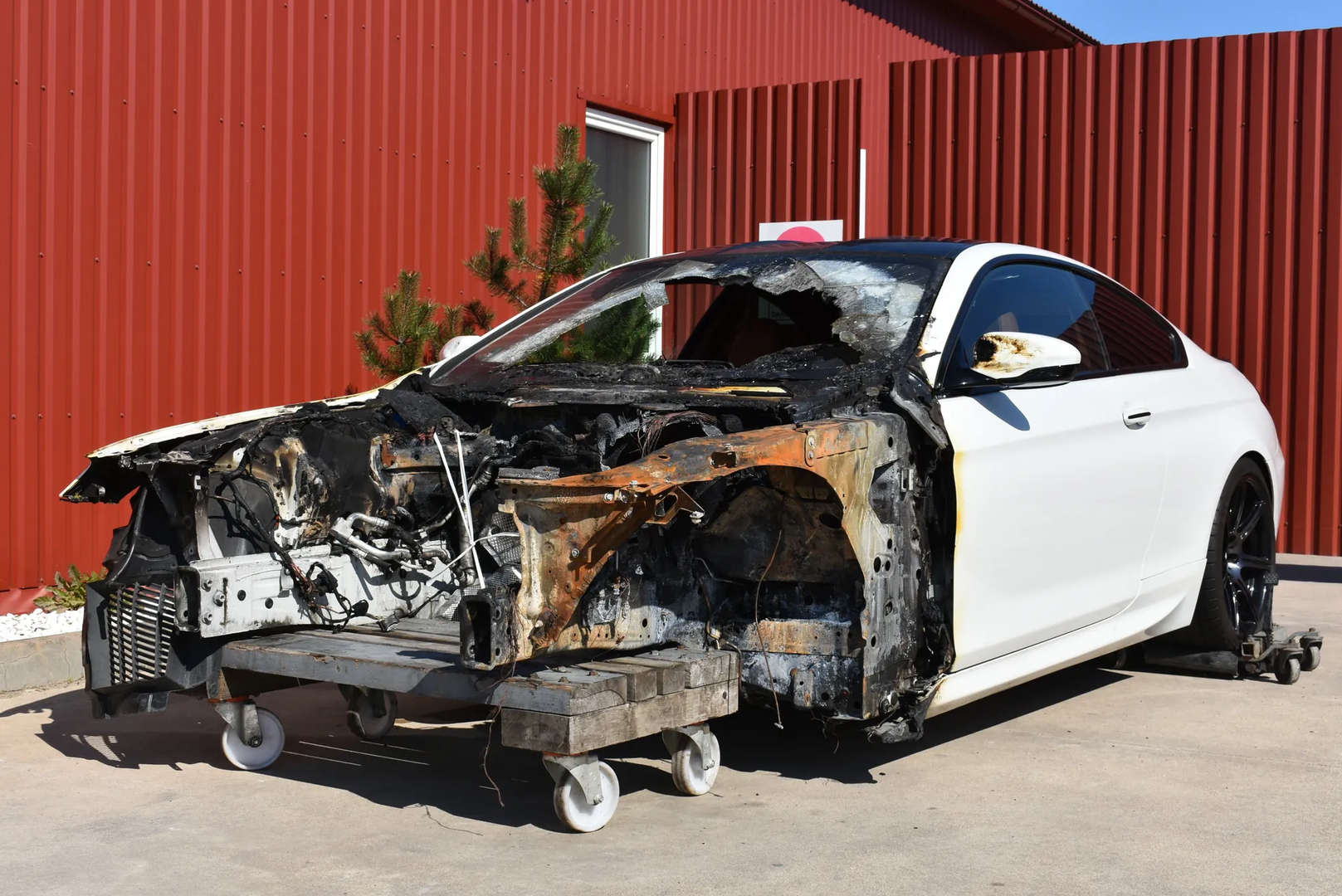 BMW 6 Coupe (F13) M6 2015 – 4