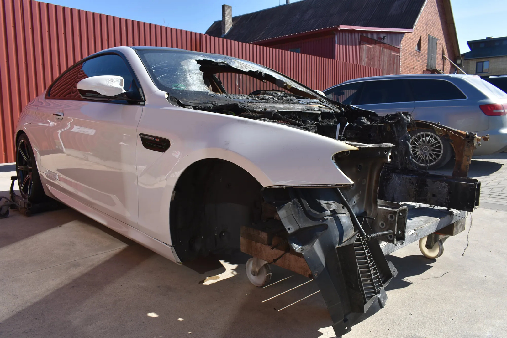 BMW 6 Coupe (F13) M6 2015 – 5