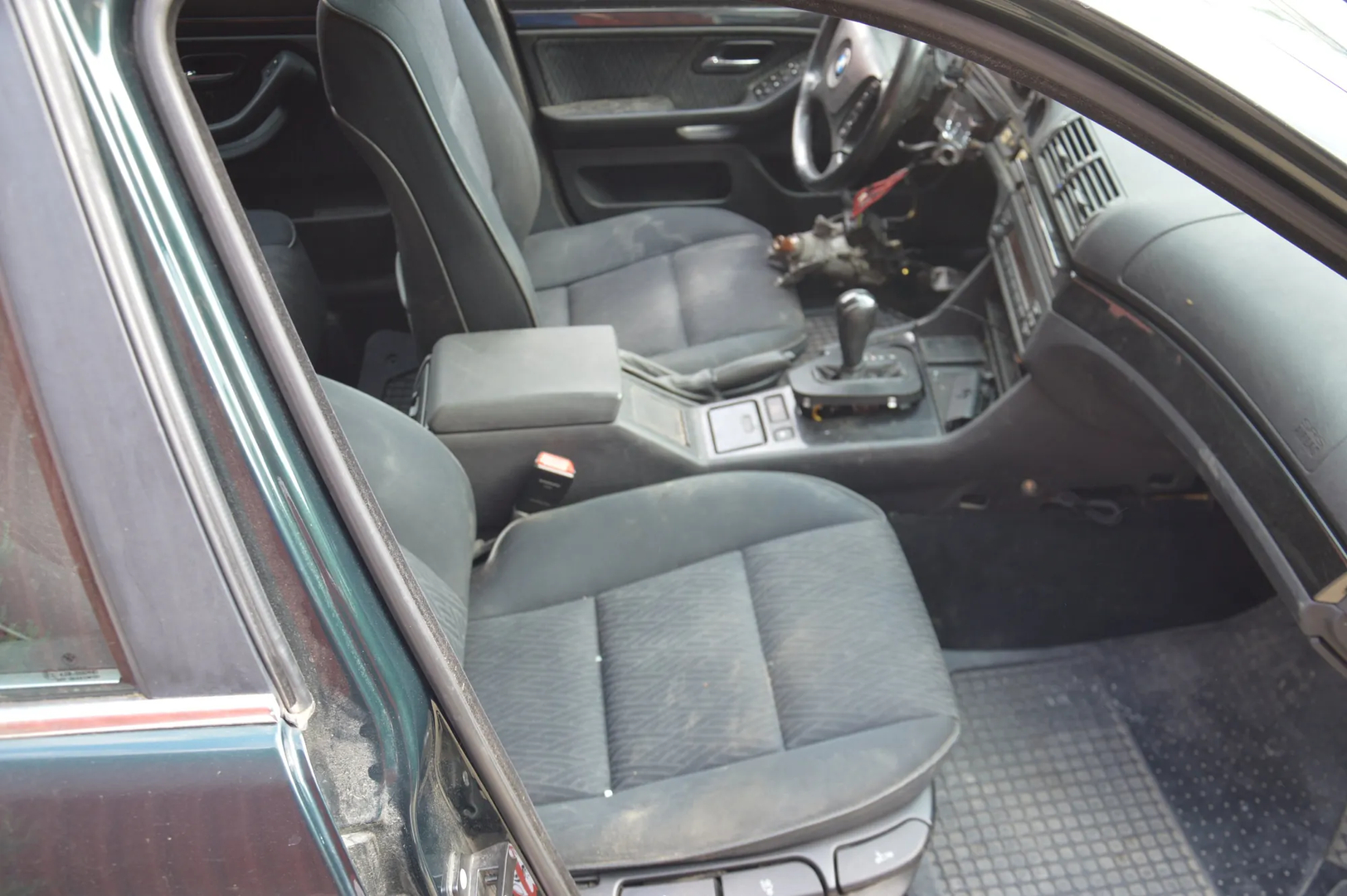 BMW 5 (E39) 525 d 2003 – 6