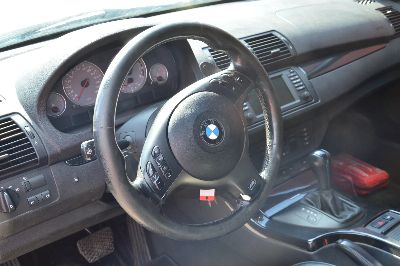 BMW X5 (E53) 4.6 is 2002 – 17