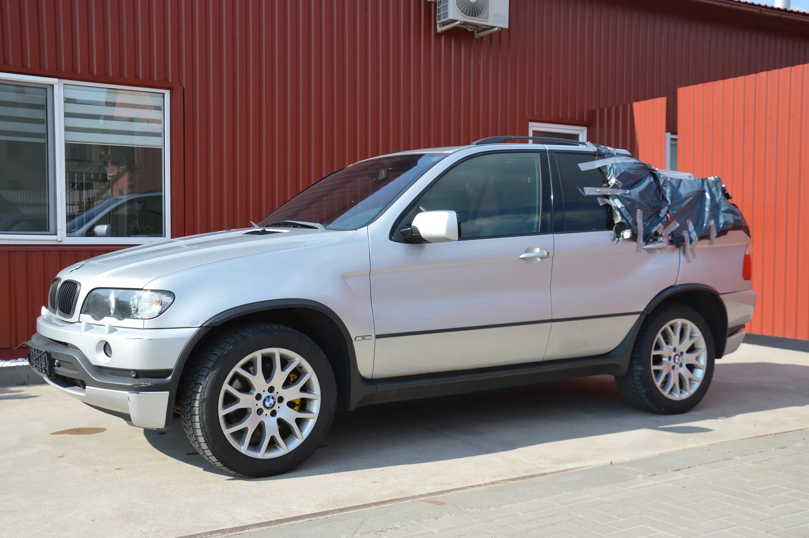 BMW X5 (E53) 4.6 is 2002 – 3
