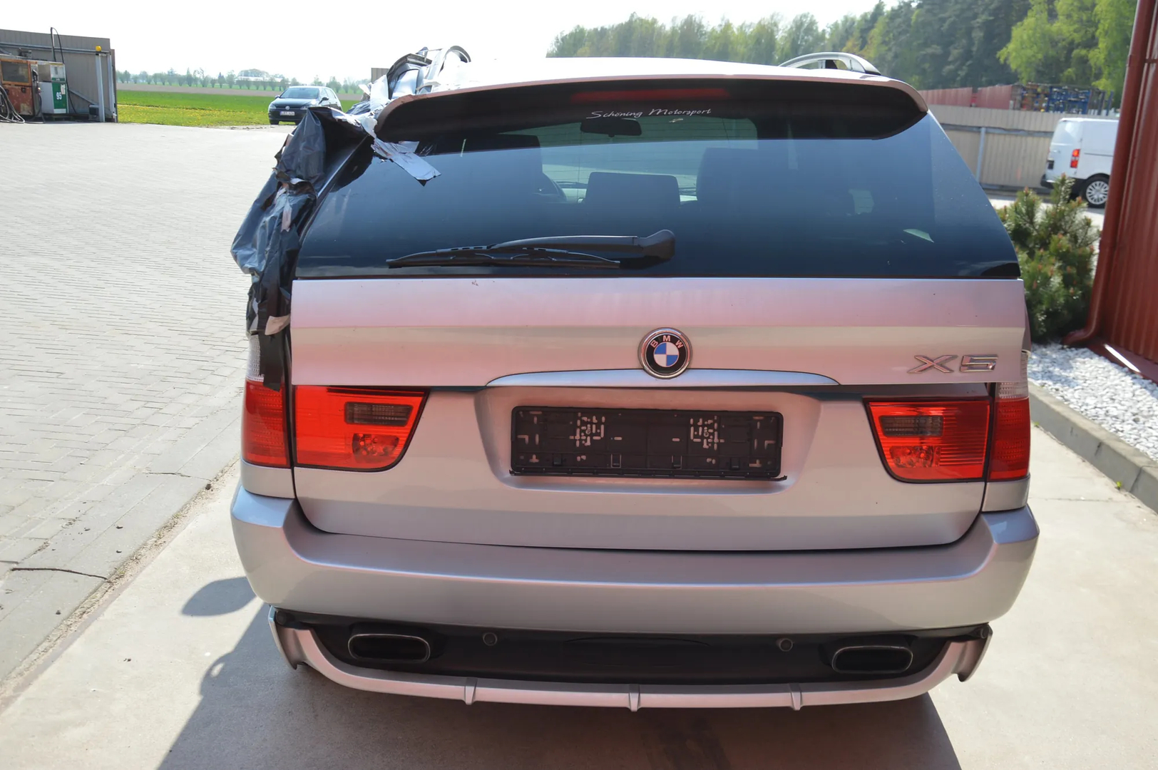 BMW X5 (E53) 4.6 is 2002 – 6