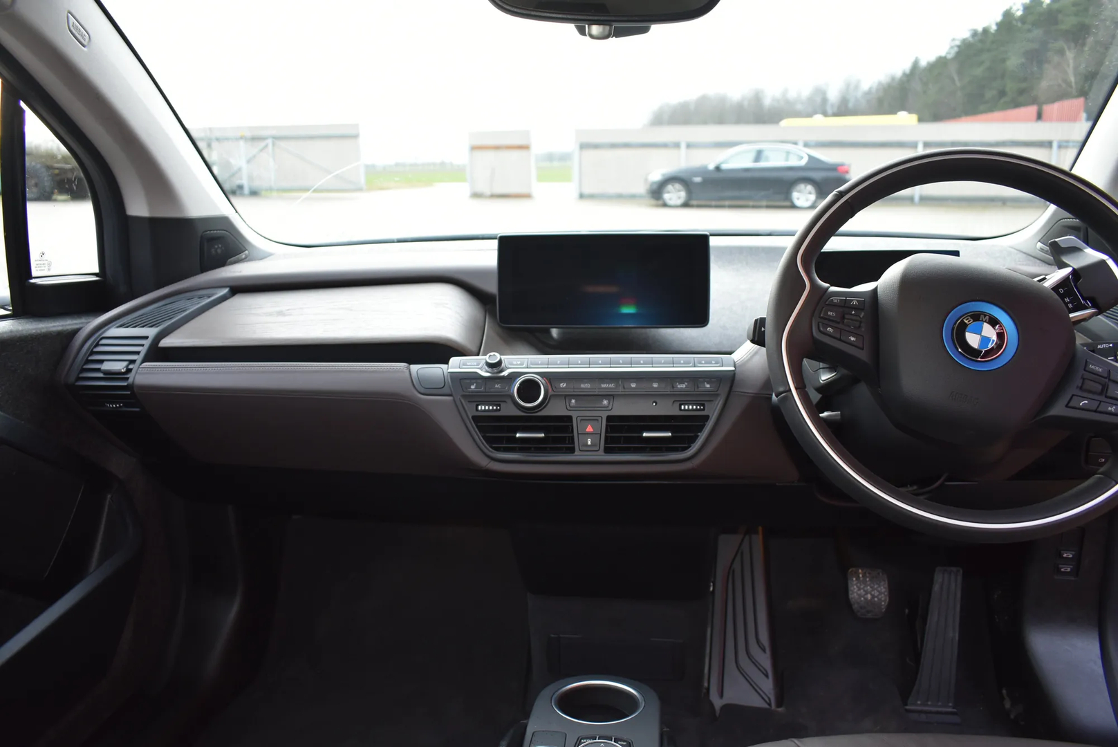BMW i3 (I01) Electric 2019 – 13