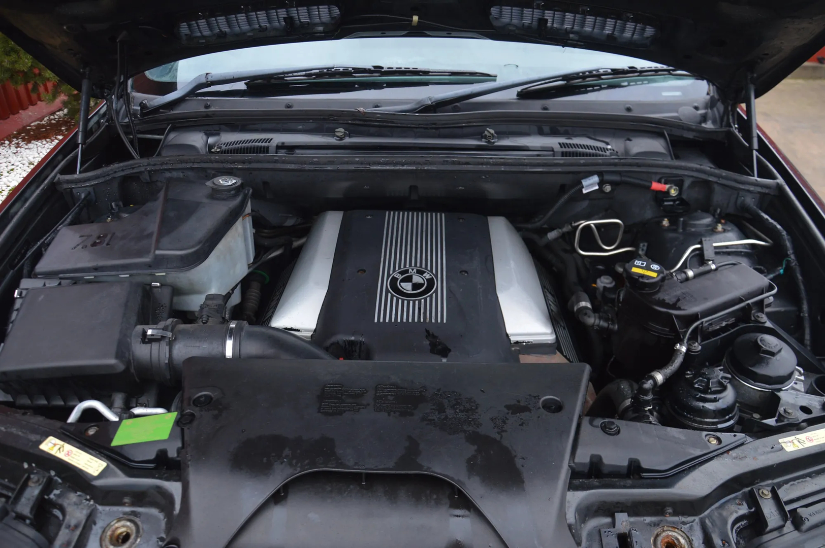 BMW X5 (E53) 4.6 is 2002 – 8