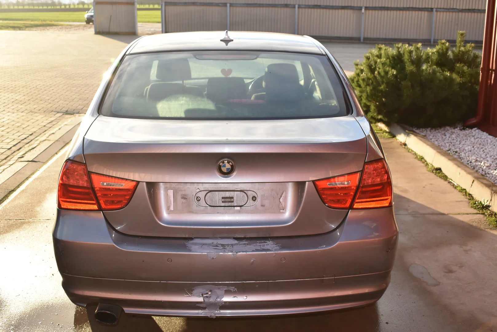 BMW 3 (E90) 318 d 2009 – 4