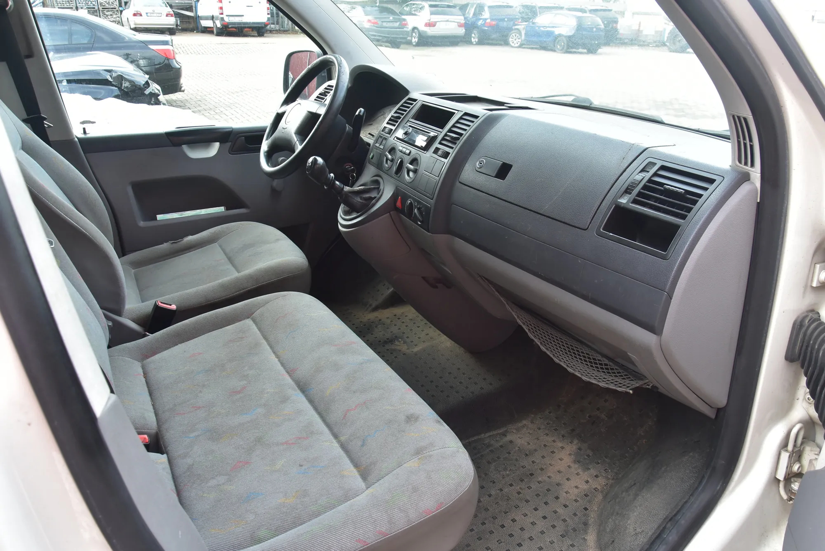 VW TRANSPORTER V (T5) Minibus / passenger 2.5 TDI 2005 – 7