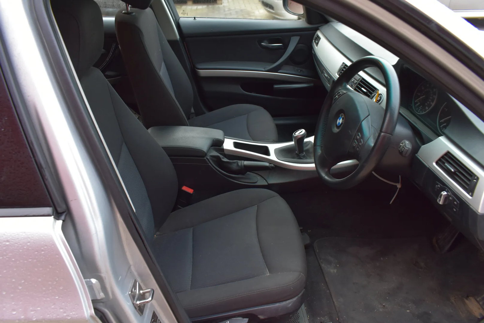 BMW 3 (E90) 320 d 2010 – 8