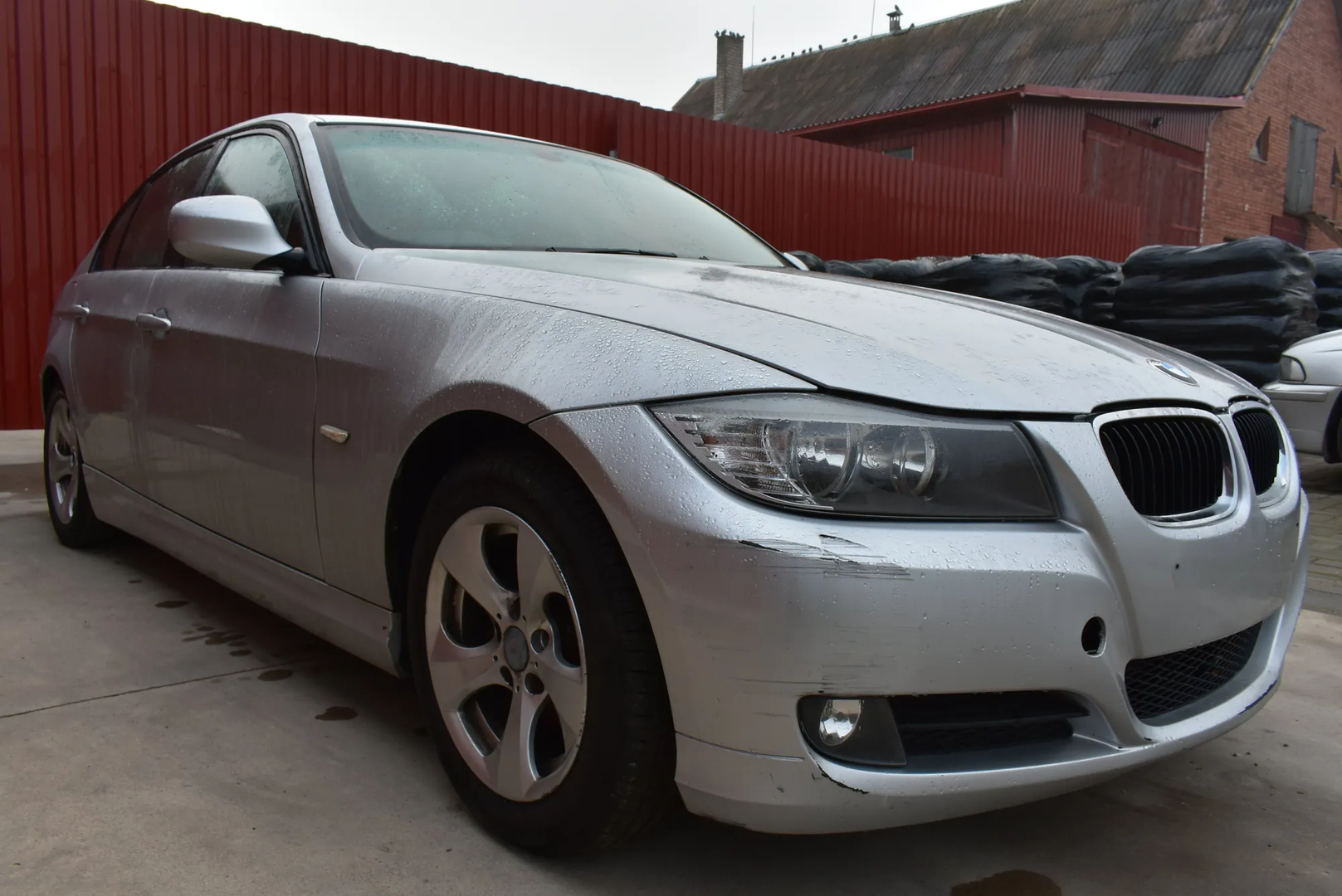 BMW 3 (E90) 320 d 2010 – 7