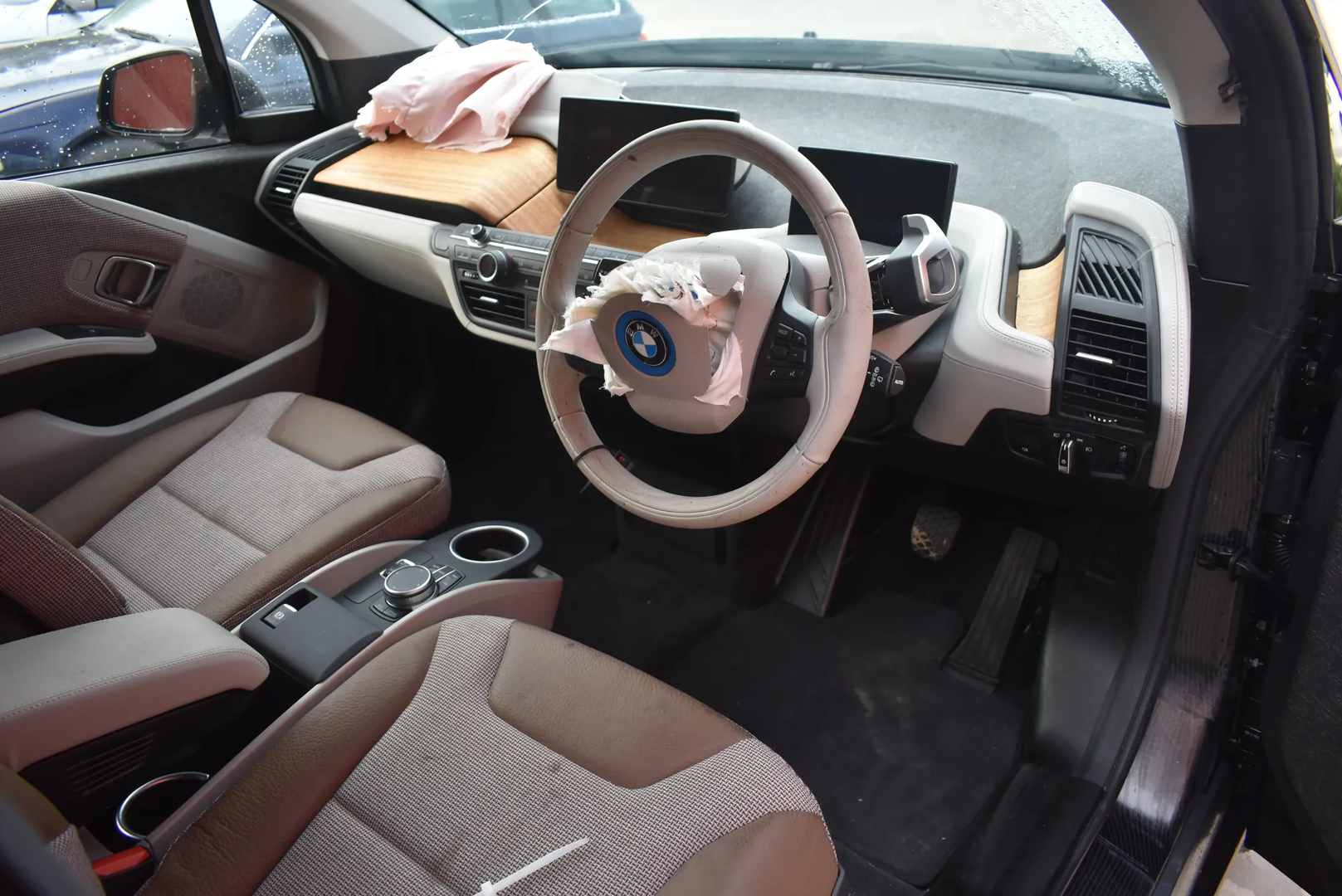 BMW i3 (I01) Electric 2020 – 12