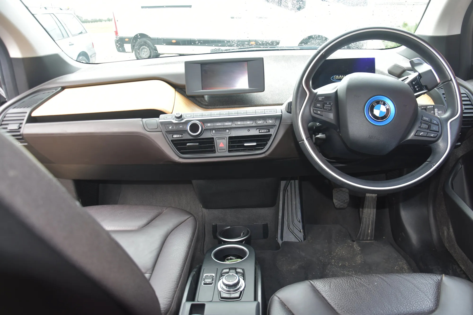 BMW i3 (I01) Hybrid 2016 – 13