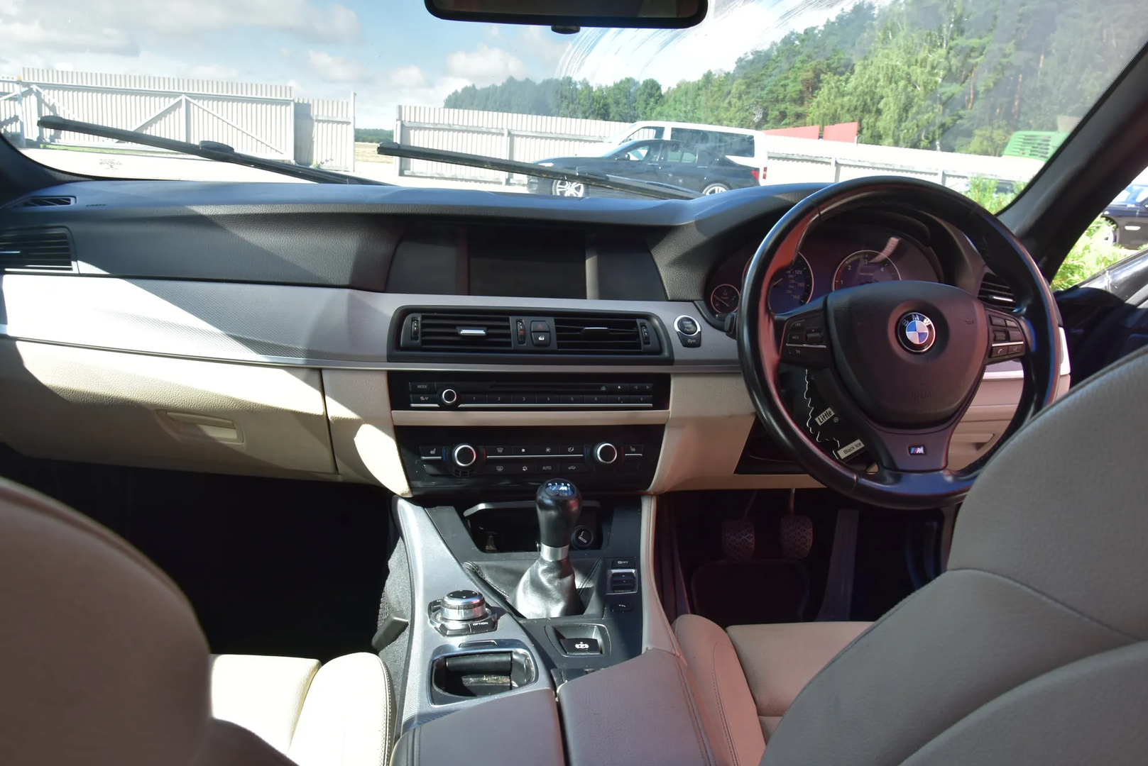 BMW 5 Touring (F11) 520 d 2011 – 8