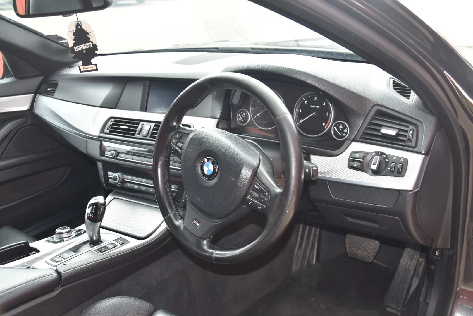 BMW 5 (F10) 520 d 2011 – 11