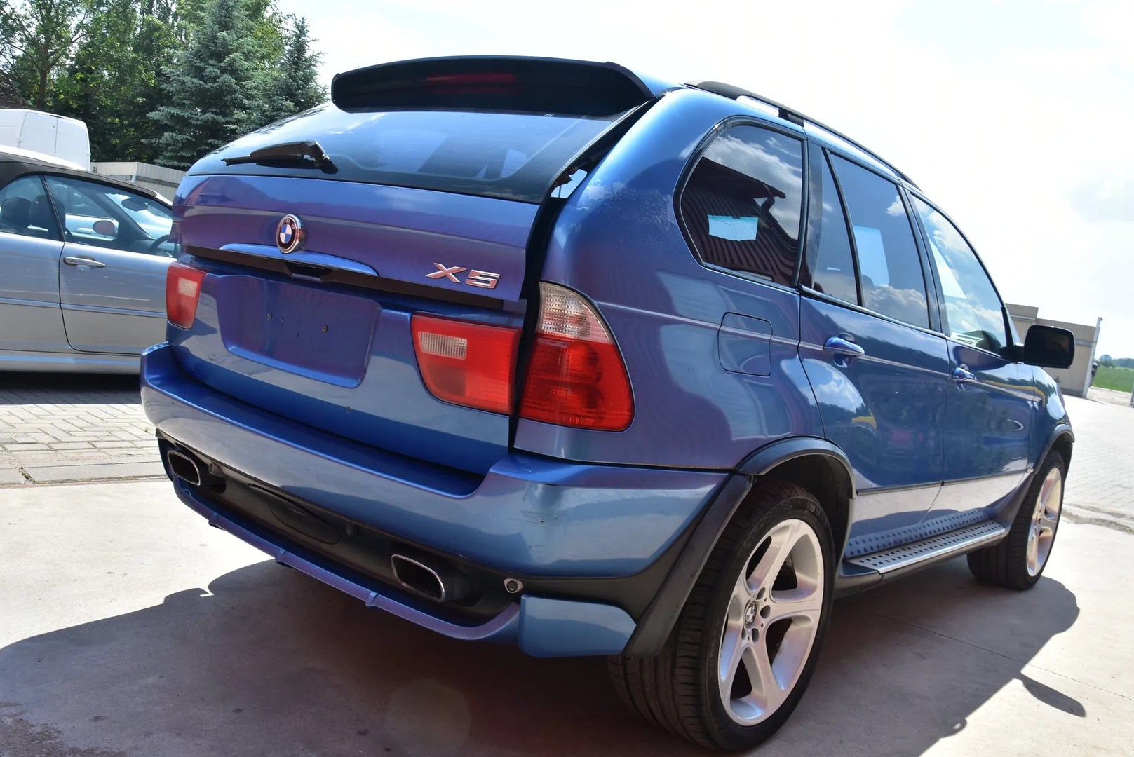BMW X5 (E53) 4.6 is 2002 – 6