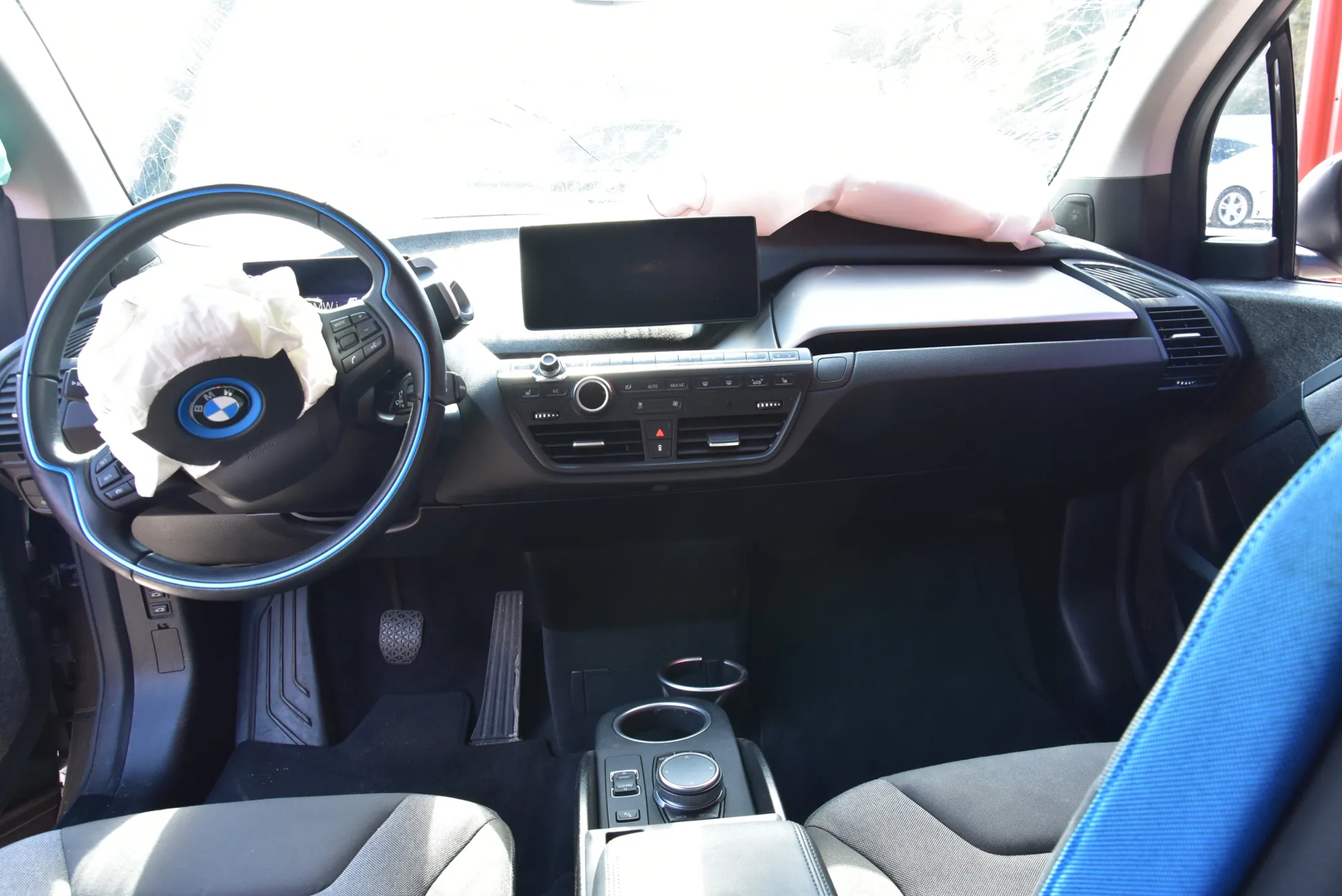 BMW i3 (I01) Electric 2018 – 11