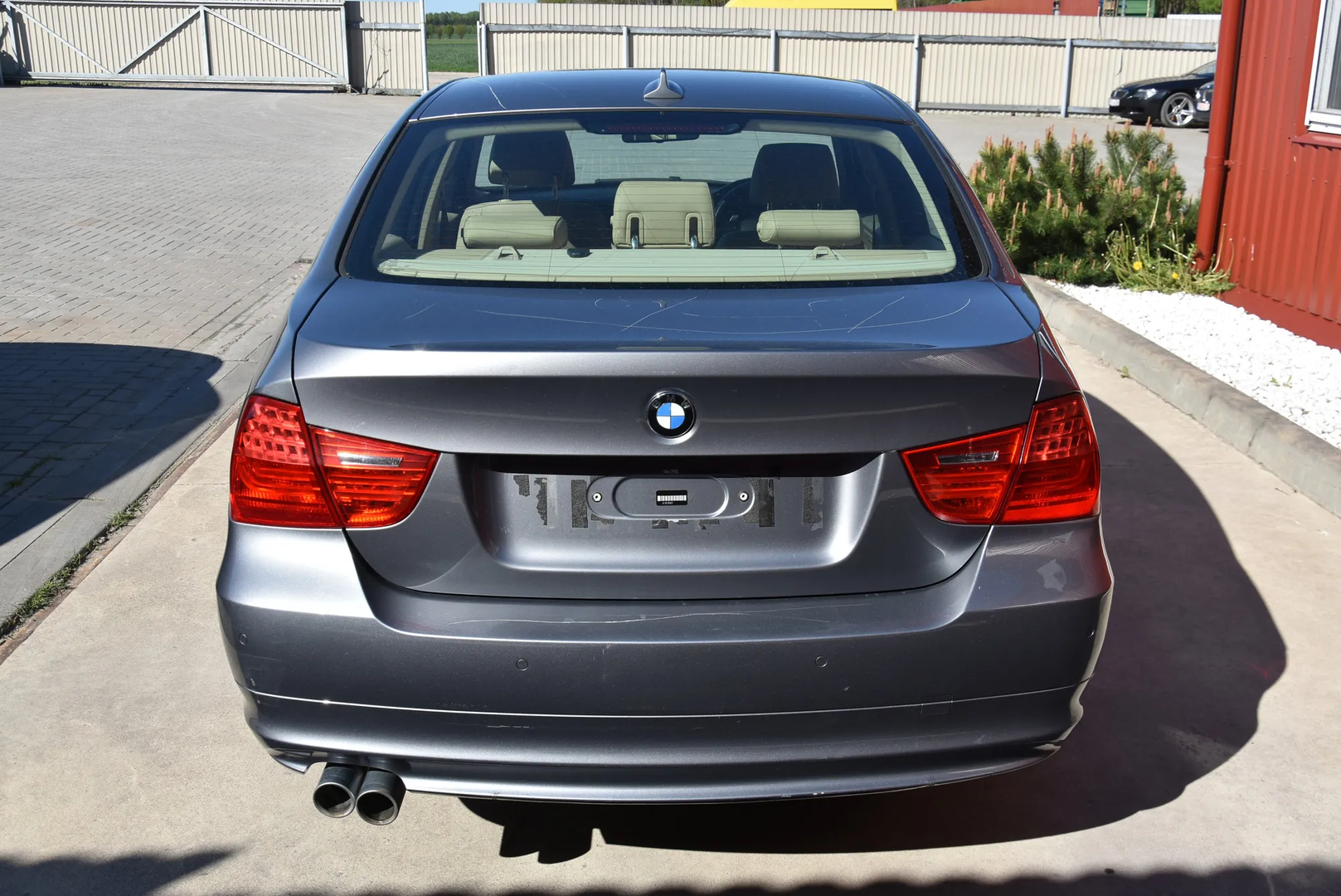 BMW 3 (E90) 330 d 2009 – 4