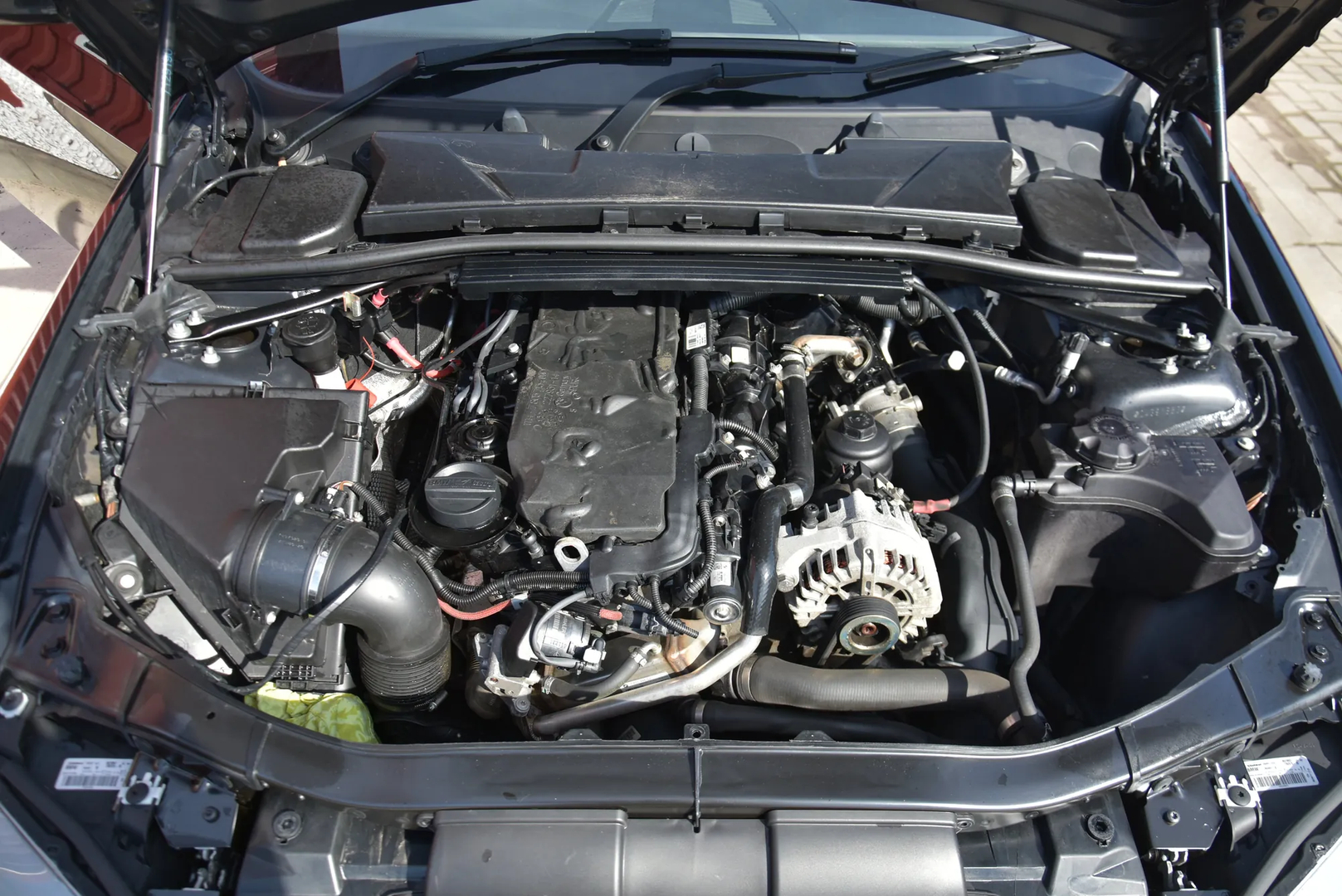 BMW 3 (E90) 330 d 2011 – 9