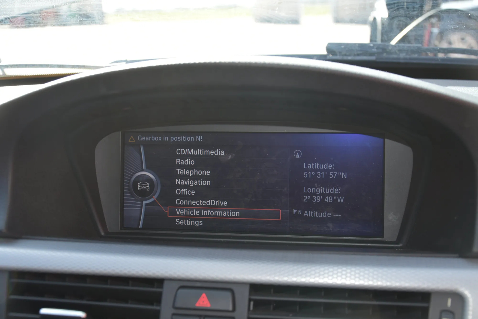 BMW 3 (E90) 330 d 2011 – 18