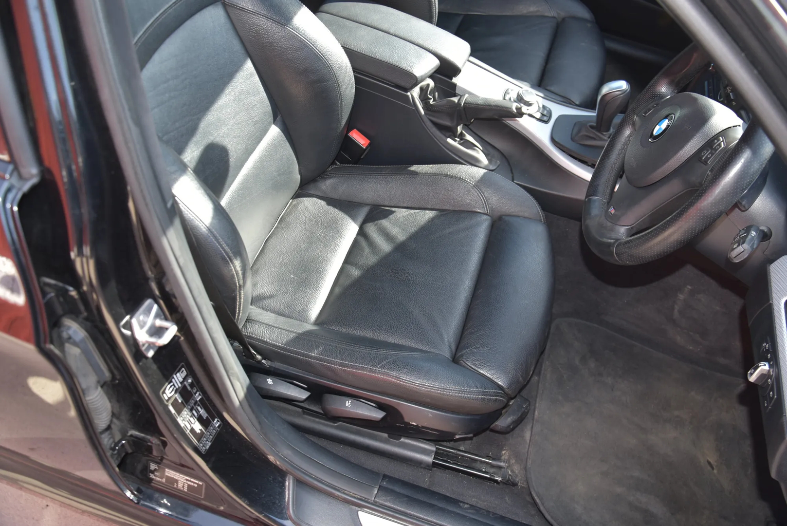 BMW 3 (E90) 330 d 2011 – 17