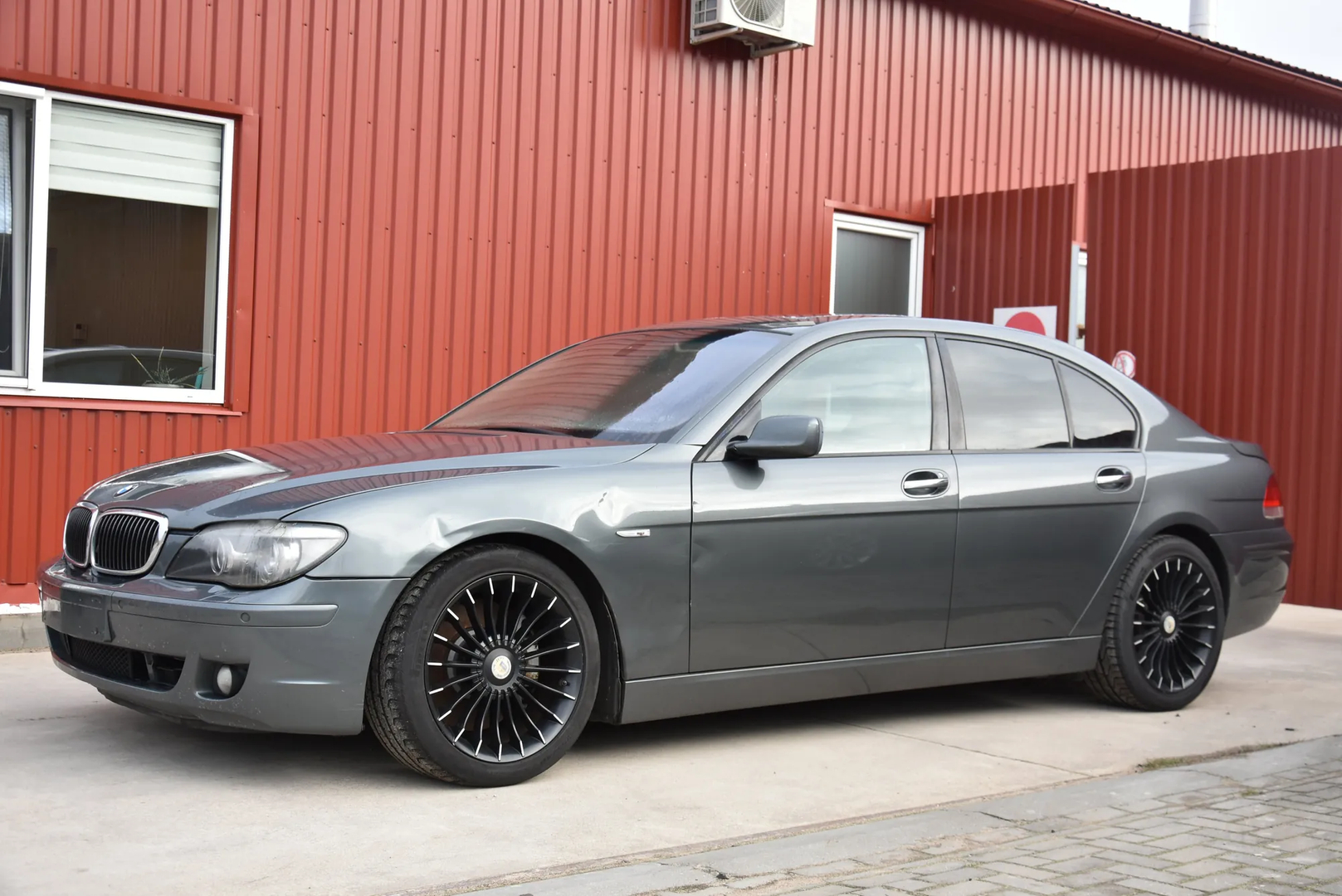 BMW 7 (E65, E66, E67) 745 d 2005 – 2