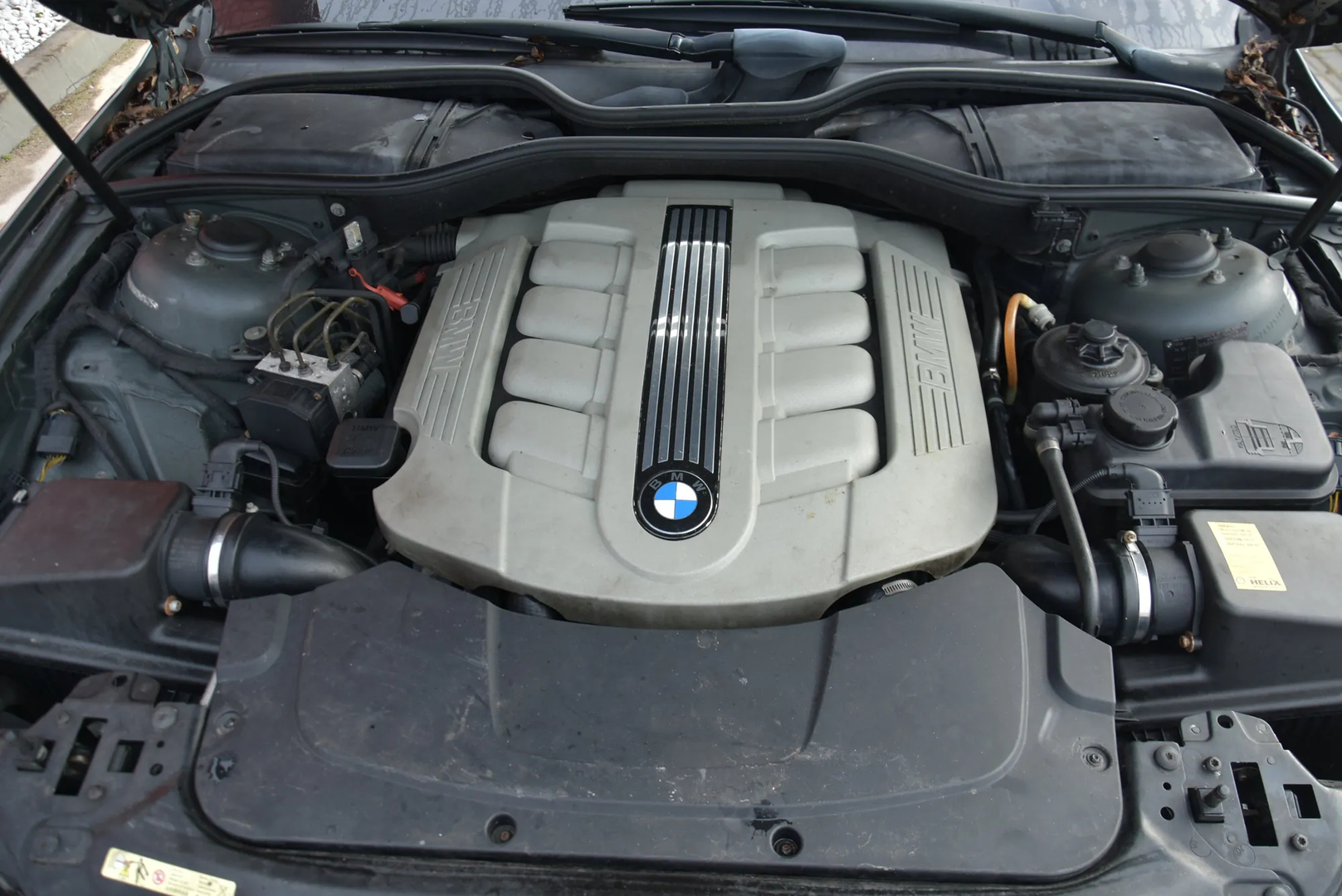 BMW 7 (E65, E66, E67) 745 d 2005 – 6