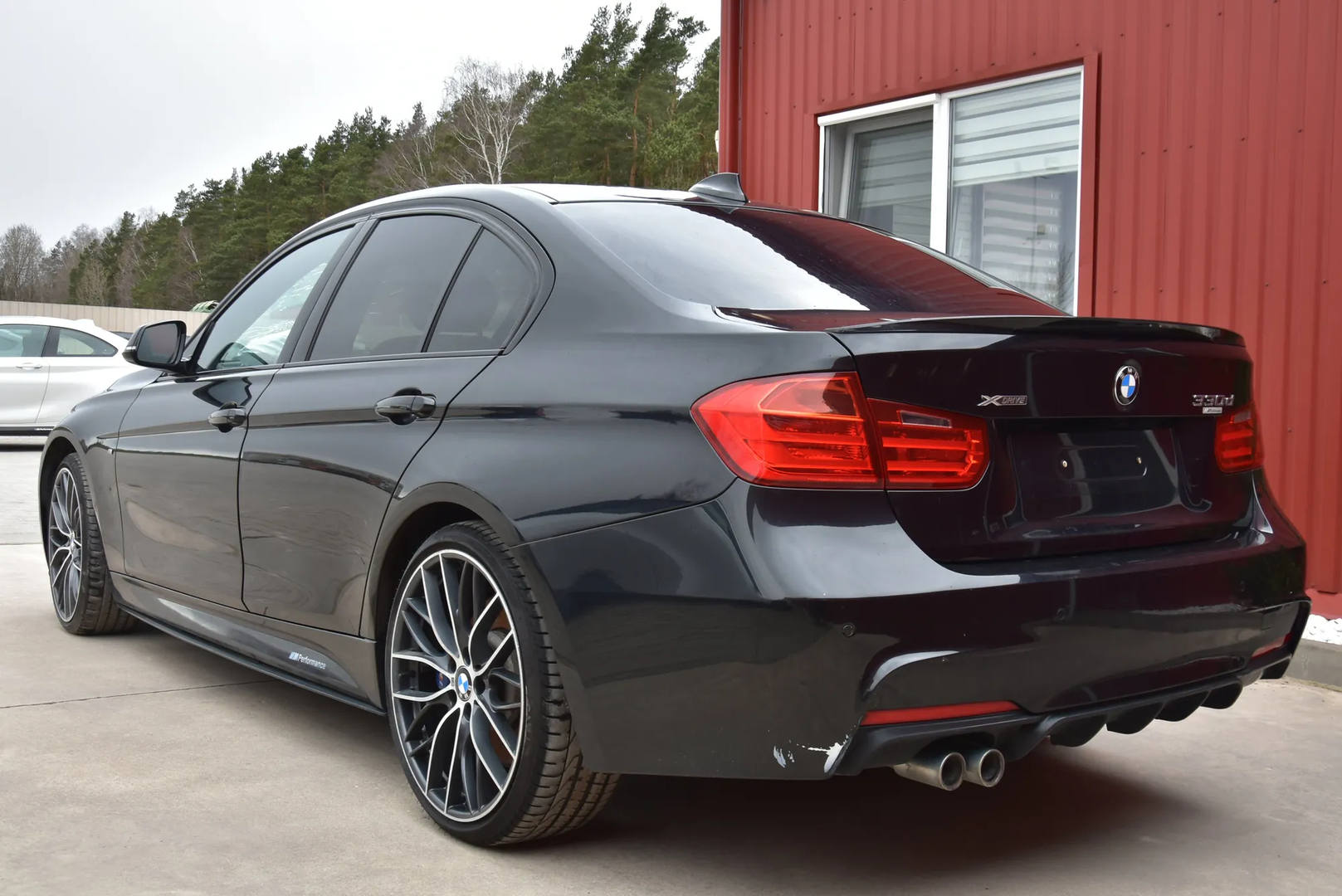 BMW 3 (F30, F80) 330 d xDrive 2013 – 4