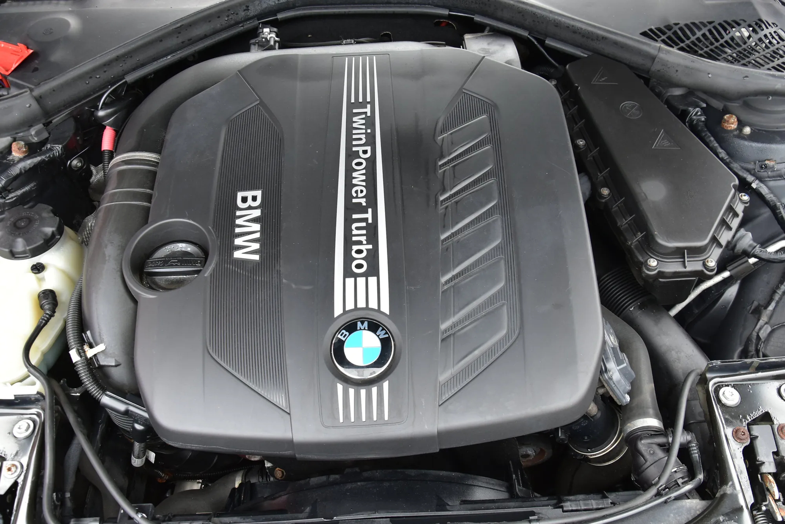 BMW 3 (F30, F80) 330 d xDrive 2013 – 8