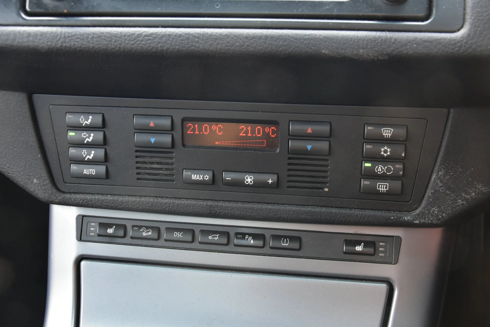 BMW X5 (E53) 4.4 i 2004 – 10